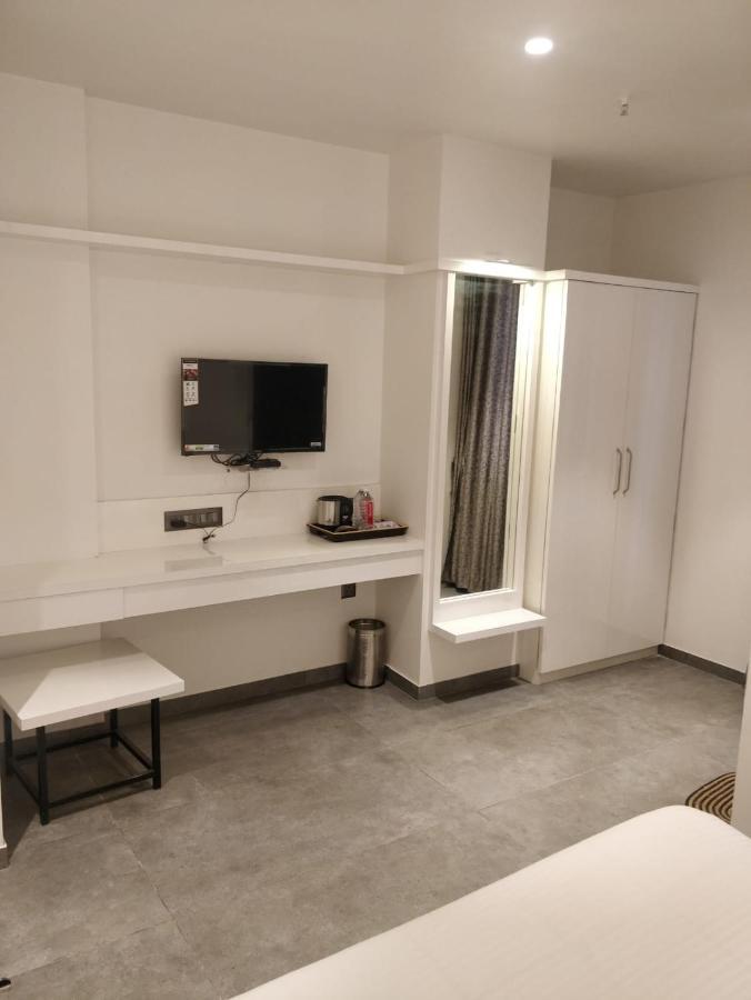 Hotel My Home Residency Nashik Luaran gambar